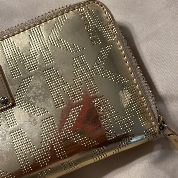 Michael Kors Zip Wallet - Picture 7 of 12